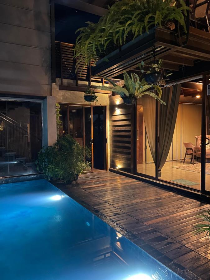 Penton45 - Luxury Penthouse Apartment Negombo Exterior photo